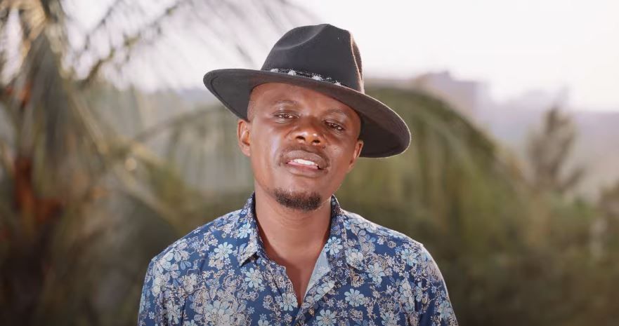 Uko abahanzi bakuru baryamira abakiri bato bakishakisha