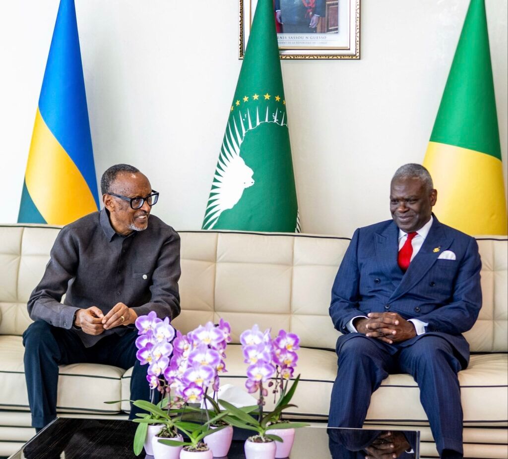 Perezida Kagame yageze Congo- Brazaville aho azitabira irahira rya Sassou Nguesso