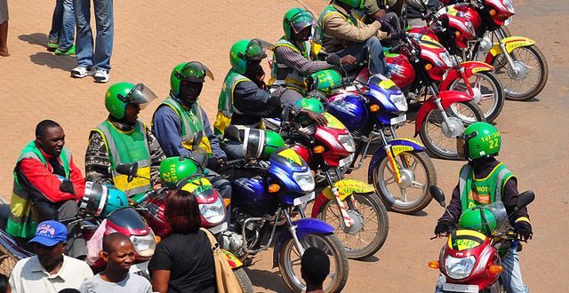 Moto zikoresha lisansi zigiye gukumirwa ku isoko ry’u Rwanda