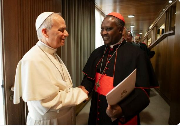 Cardinal Kambanda yagiye kwifatanya n’abakirisitu ba Cameroun kwakira Papa Leo XIV